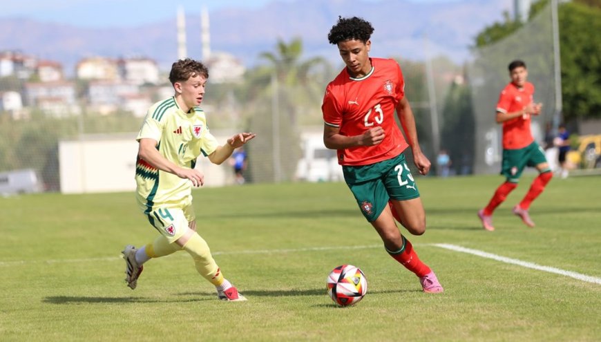 Ronaldo'nun oğlu Manavgat'ta sahaya çıktı: Annesi de Antalya'ya geldi